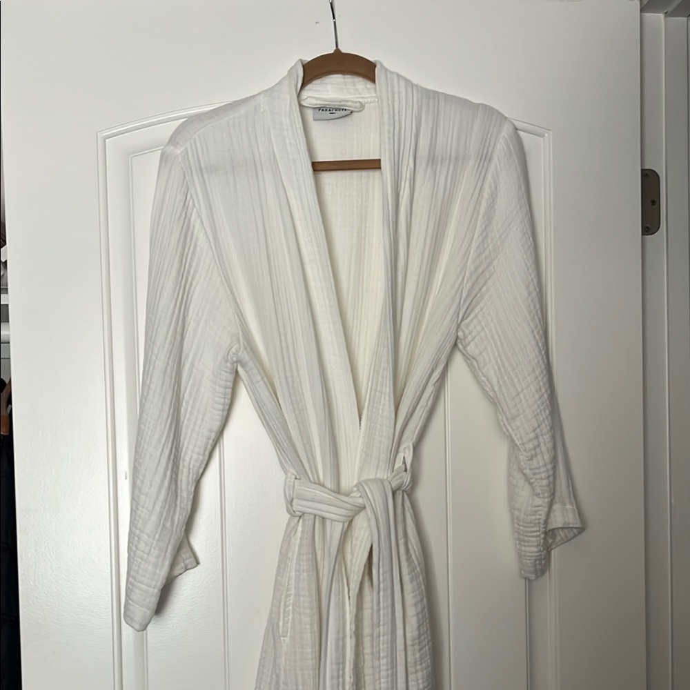 Parachute Cloud Cotton  Robe - never worn!